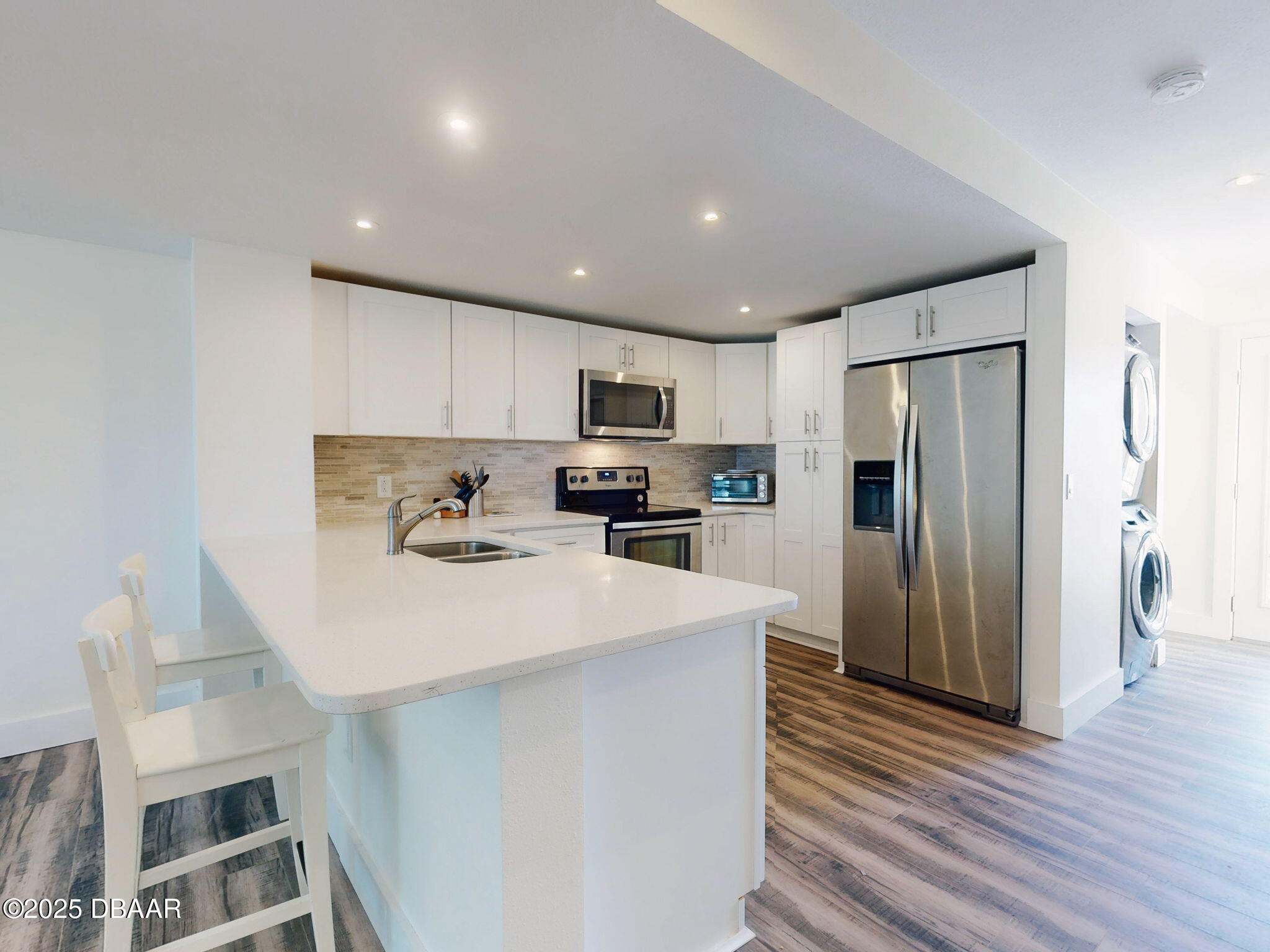 4752 S Atlantic Avenue 1