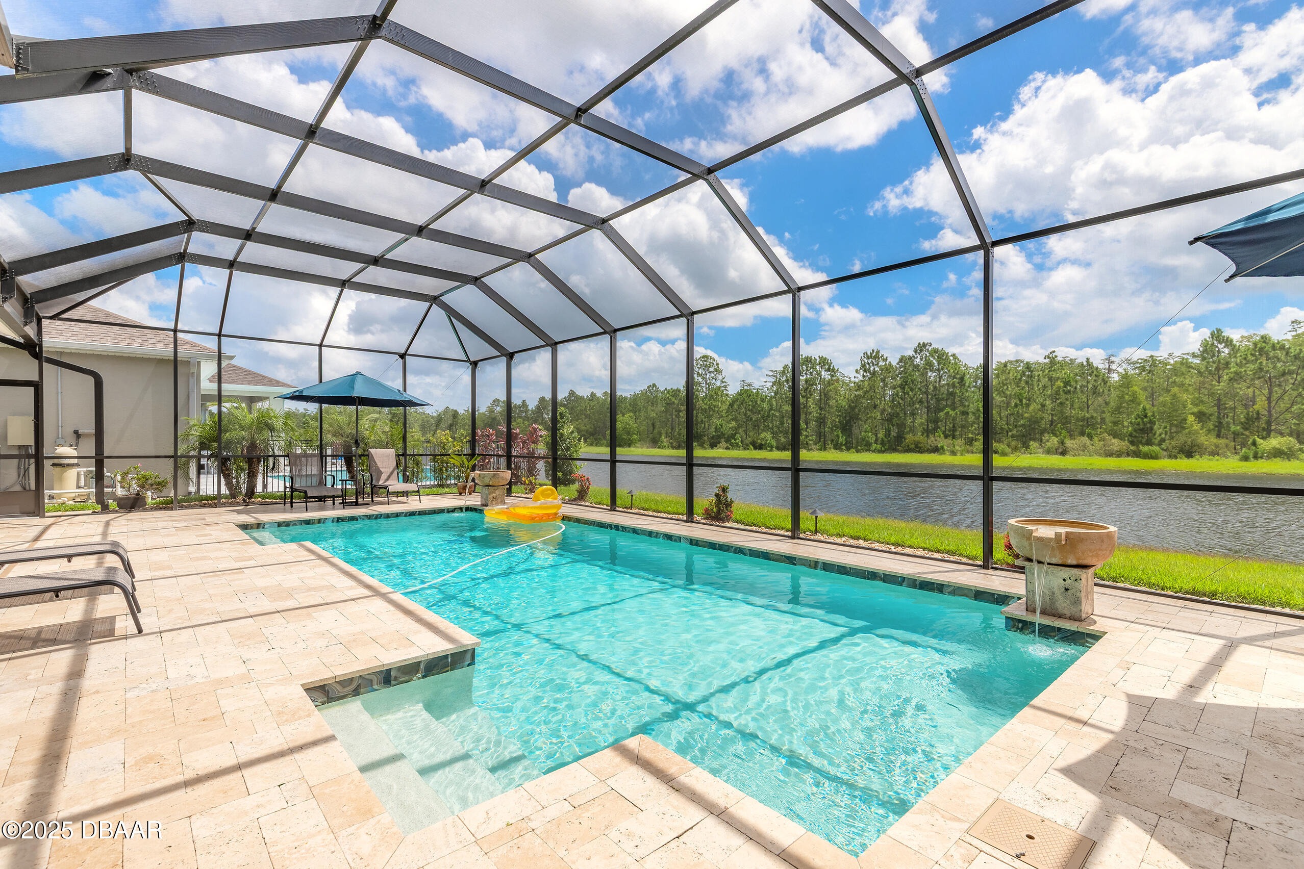 616 Mosaic Boulevard