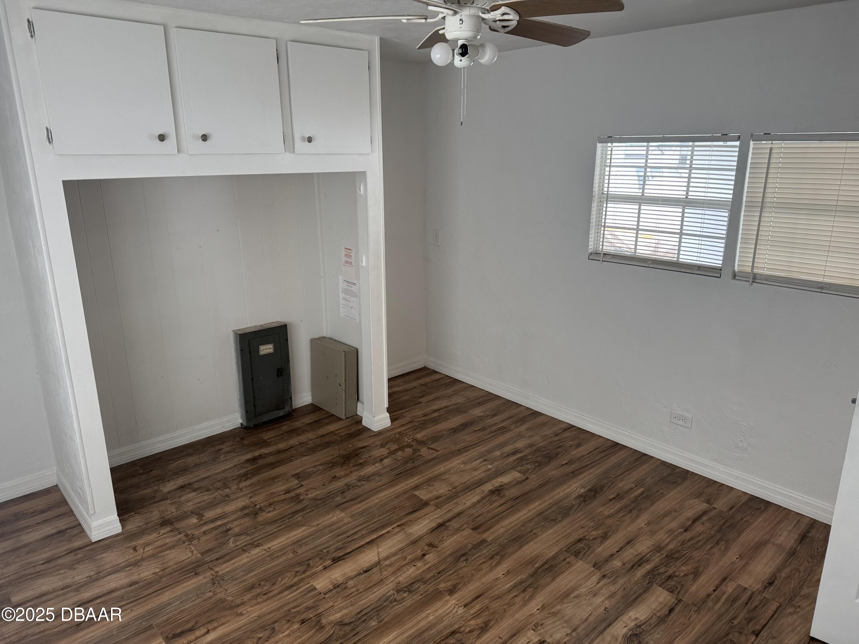 5480 Pineland Avenue