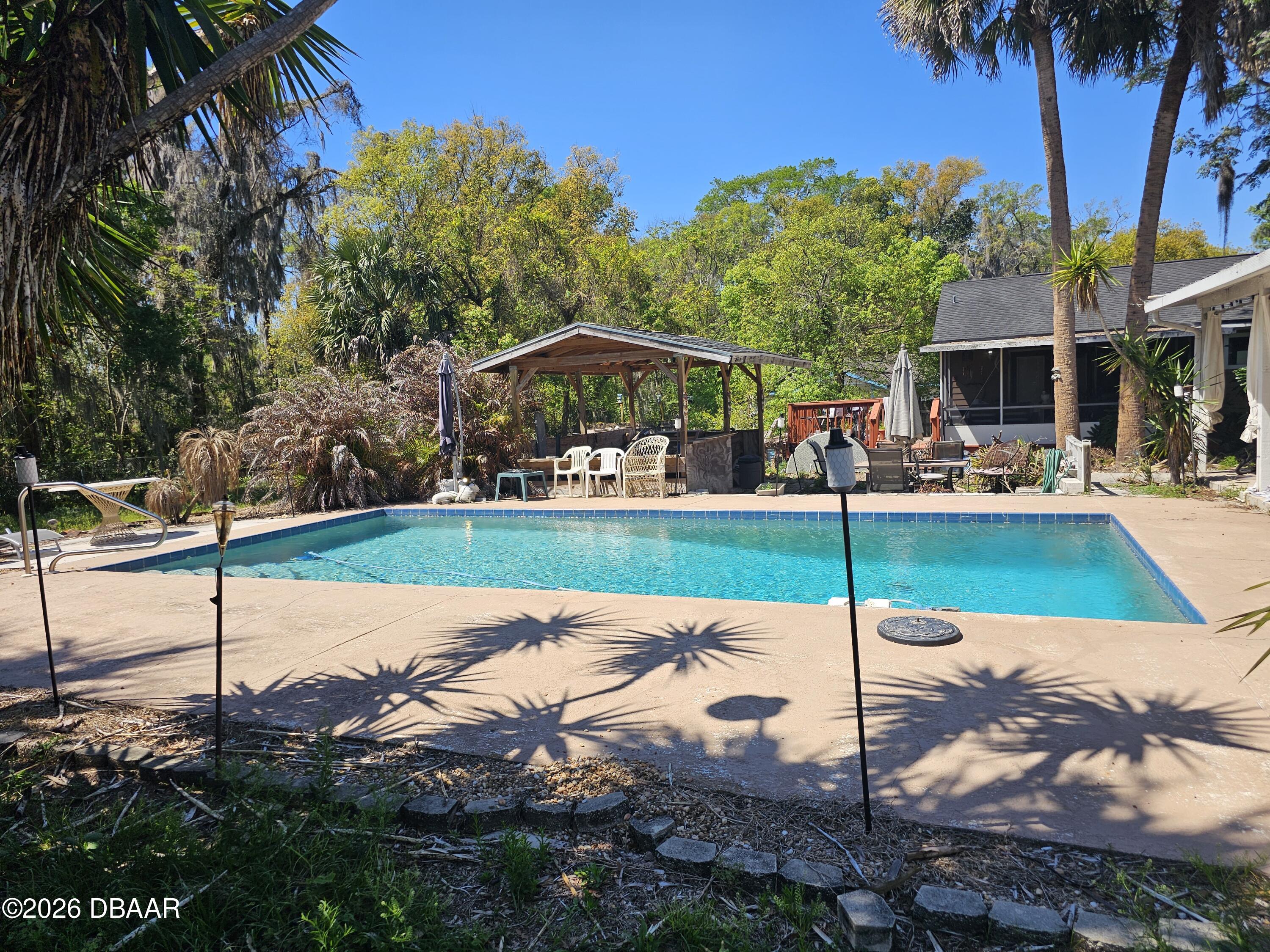 474 E University Avenue