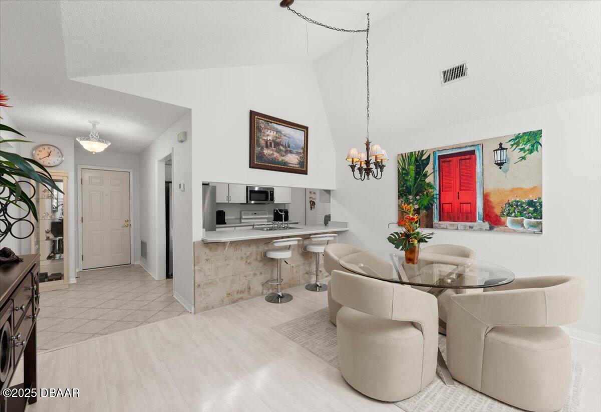 124 Kingbird Circle
