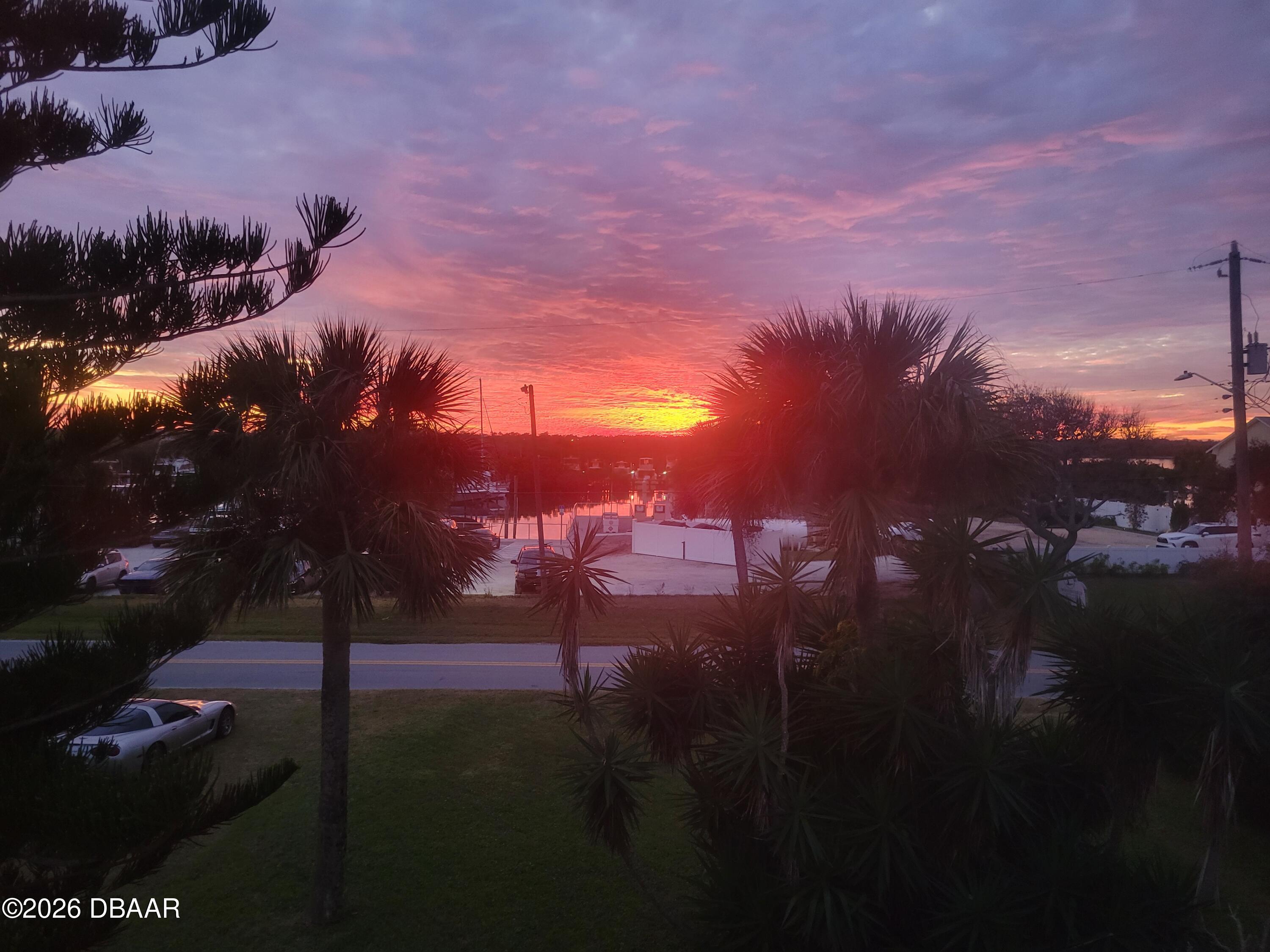 3941 S Peninsula Drive