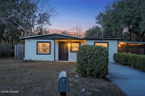 493 W Baltimore Drive DeLand FL 32720