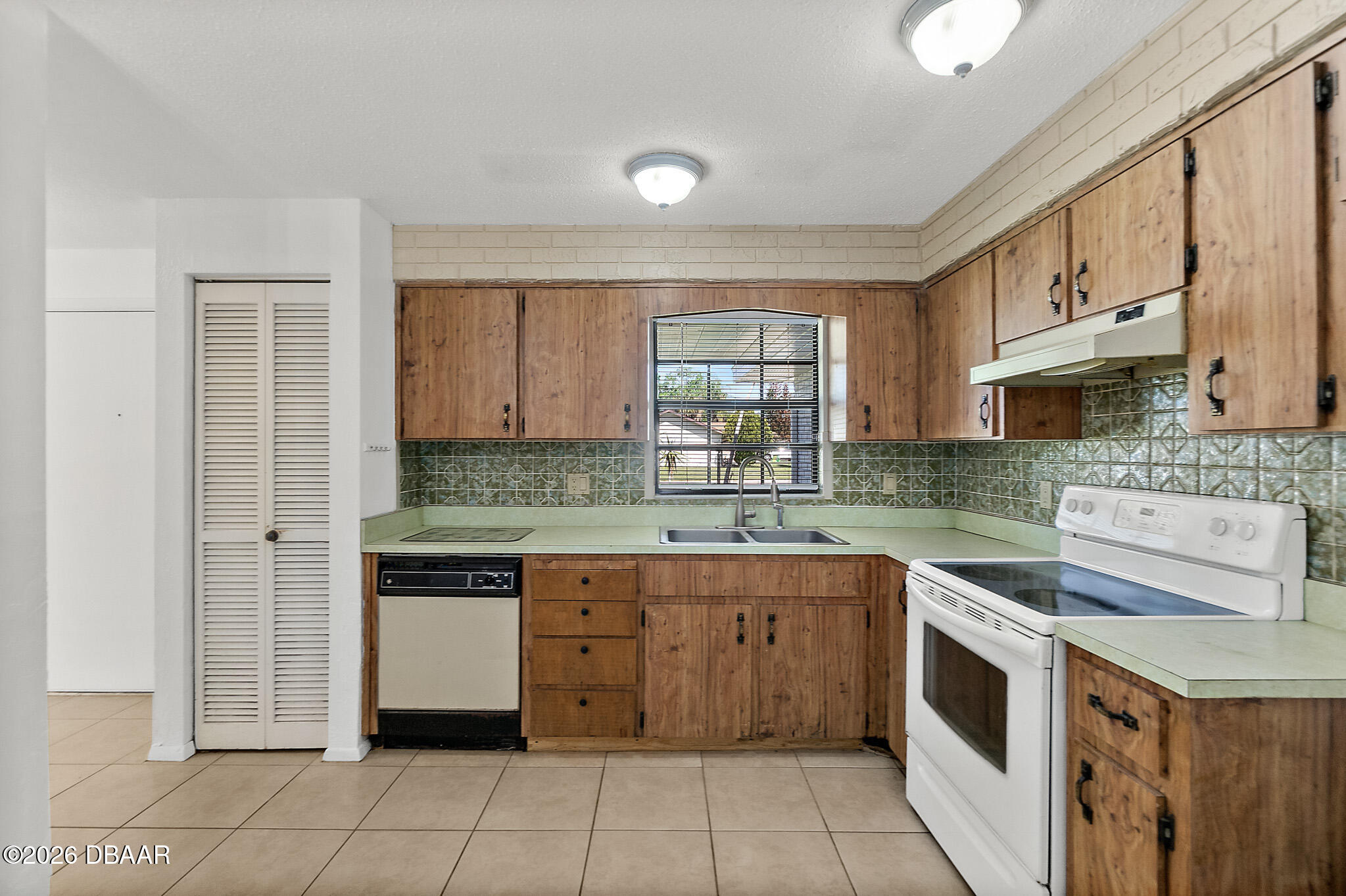 977 Whiporwill Drive