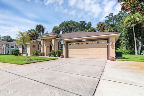 A home in South Daytona