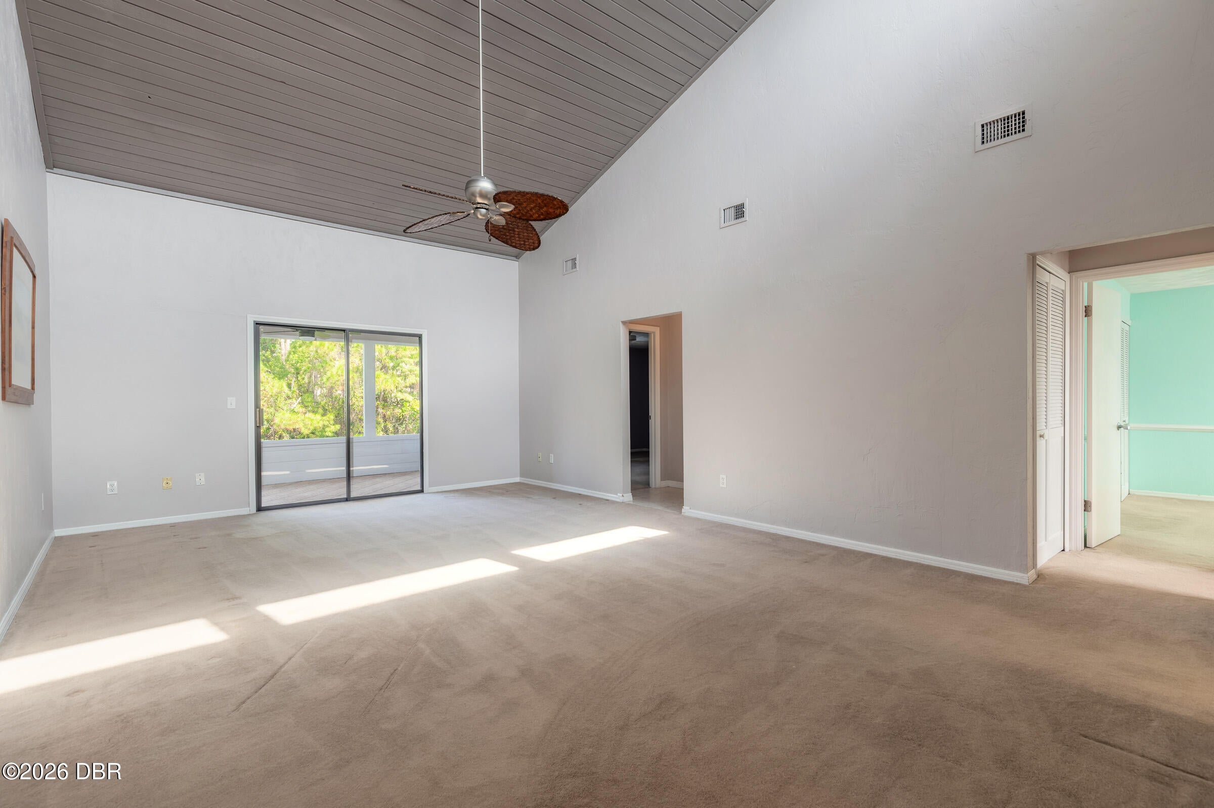 100 Kingbird Circle