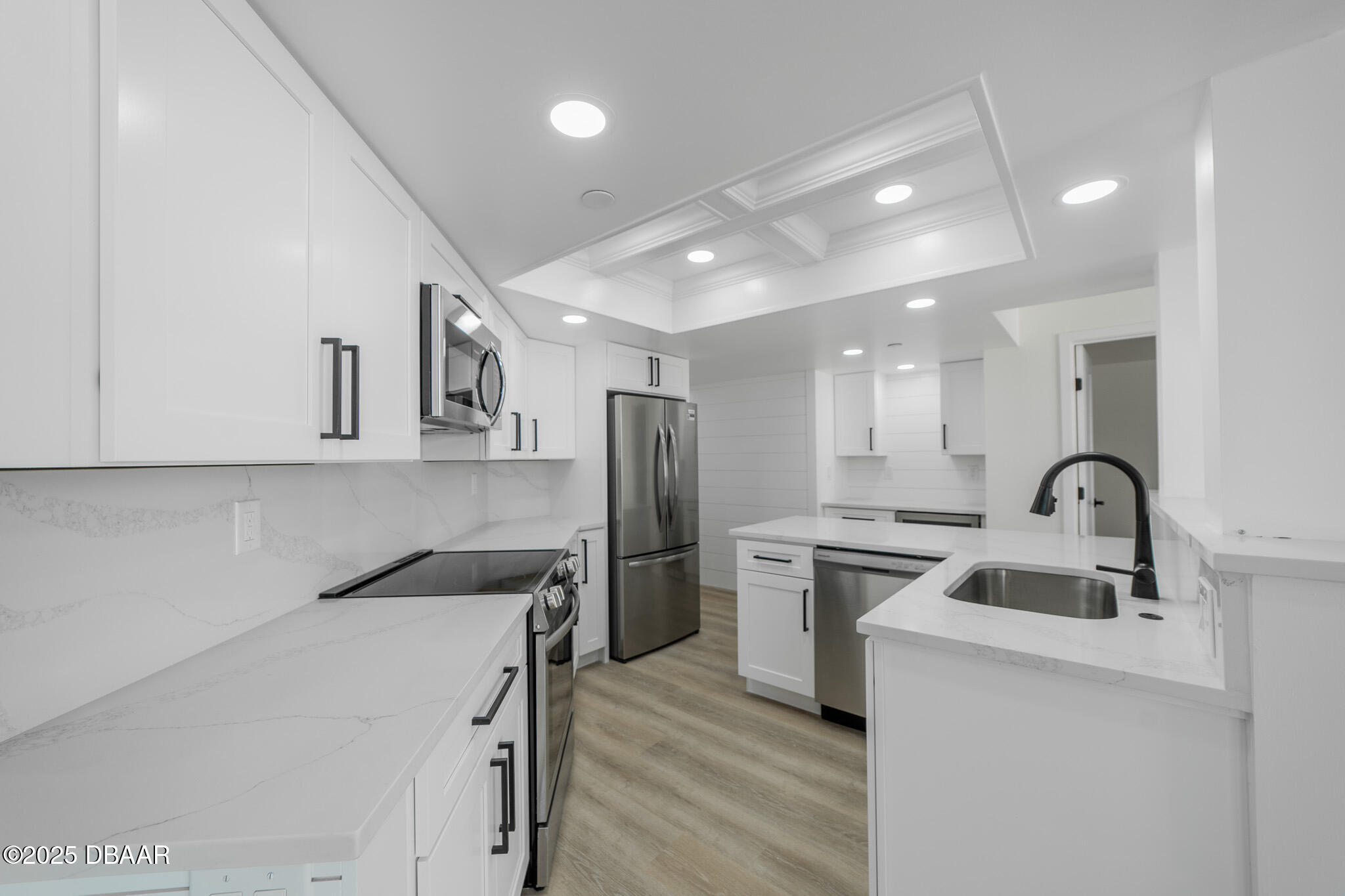 1 Oceans West Boulevard