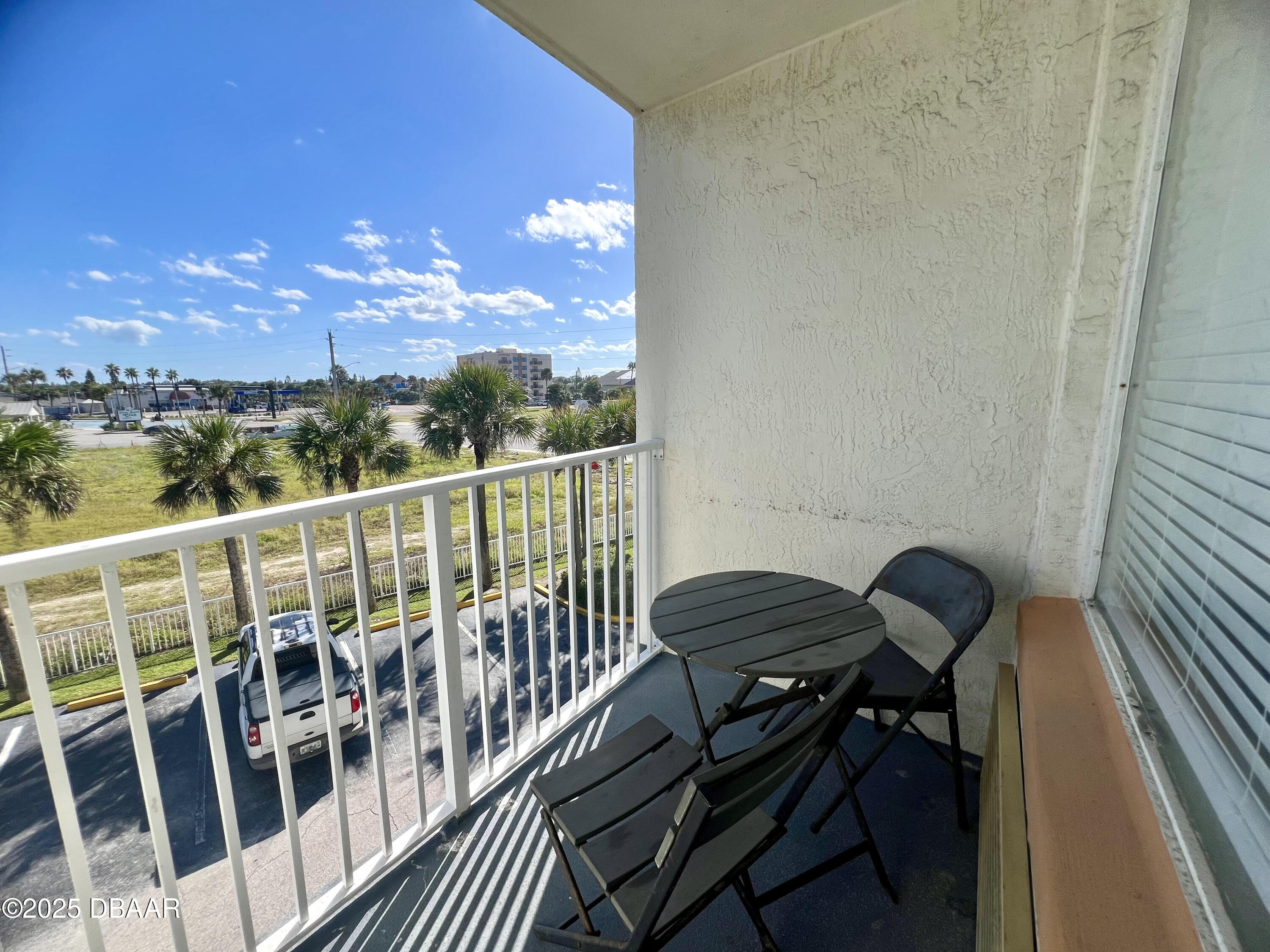 935 S Atlantic Avenue 303