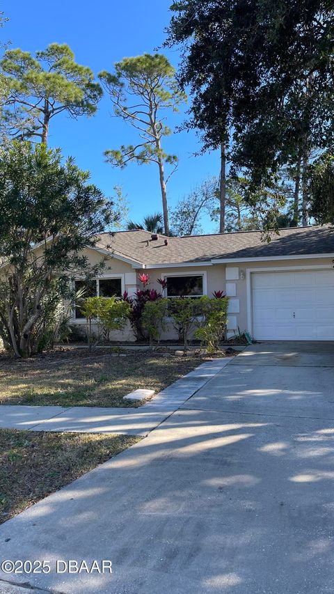 A home in South Daytona