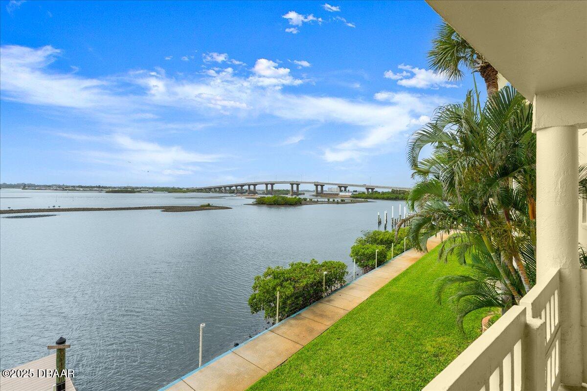 3606 S Peninsula Drive 204