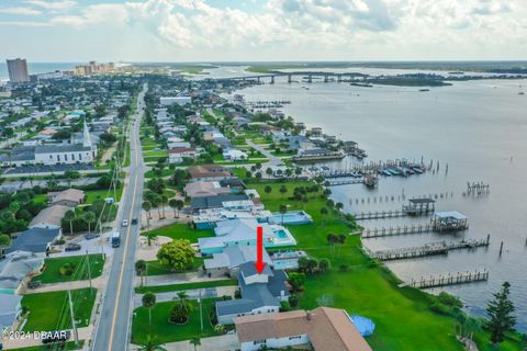 A home in Daytona Beach