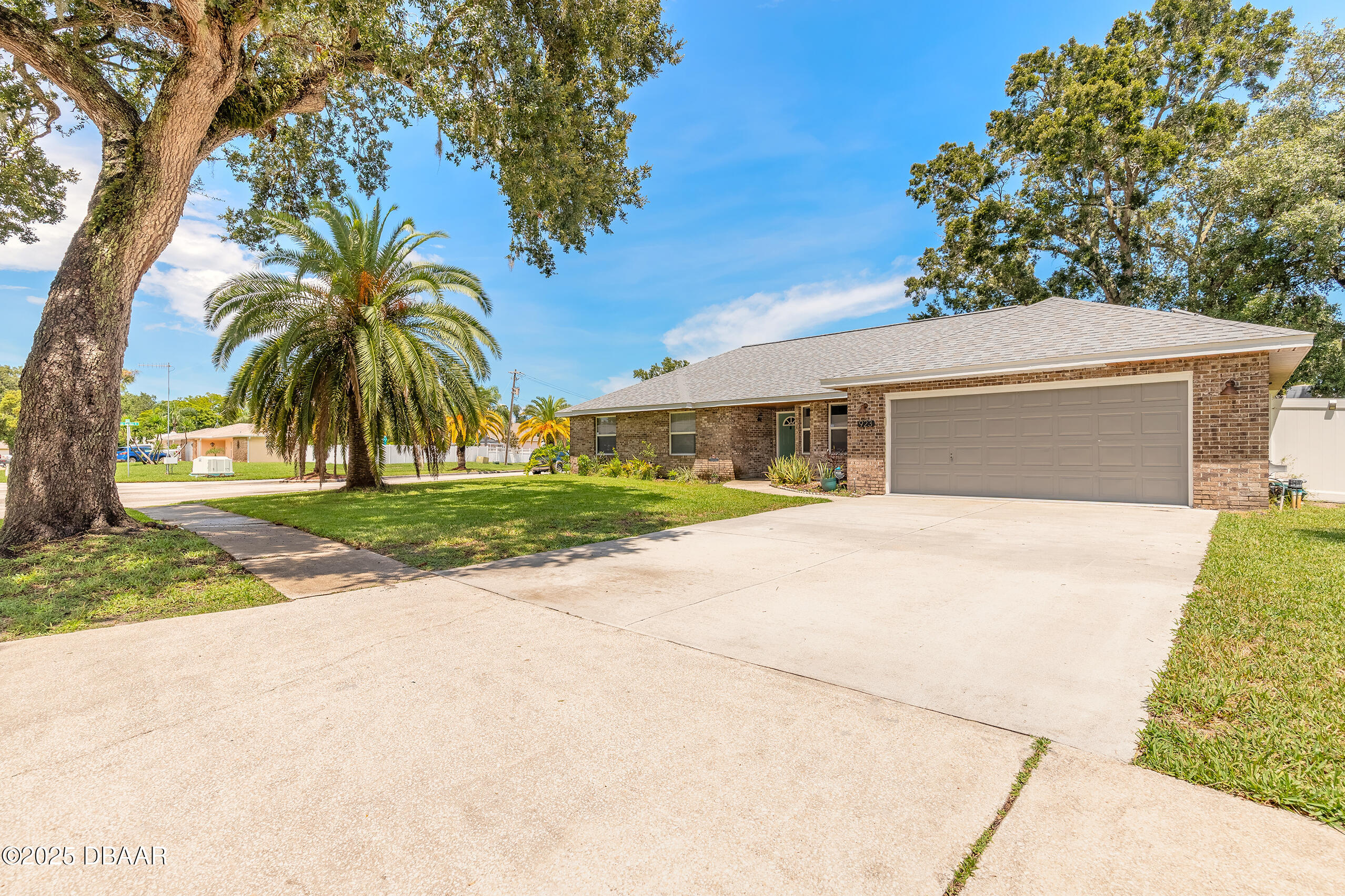 923 Sand Crest Drive
