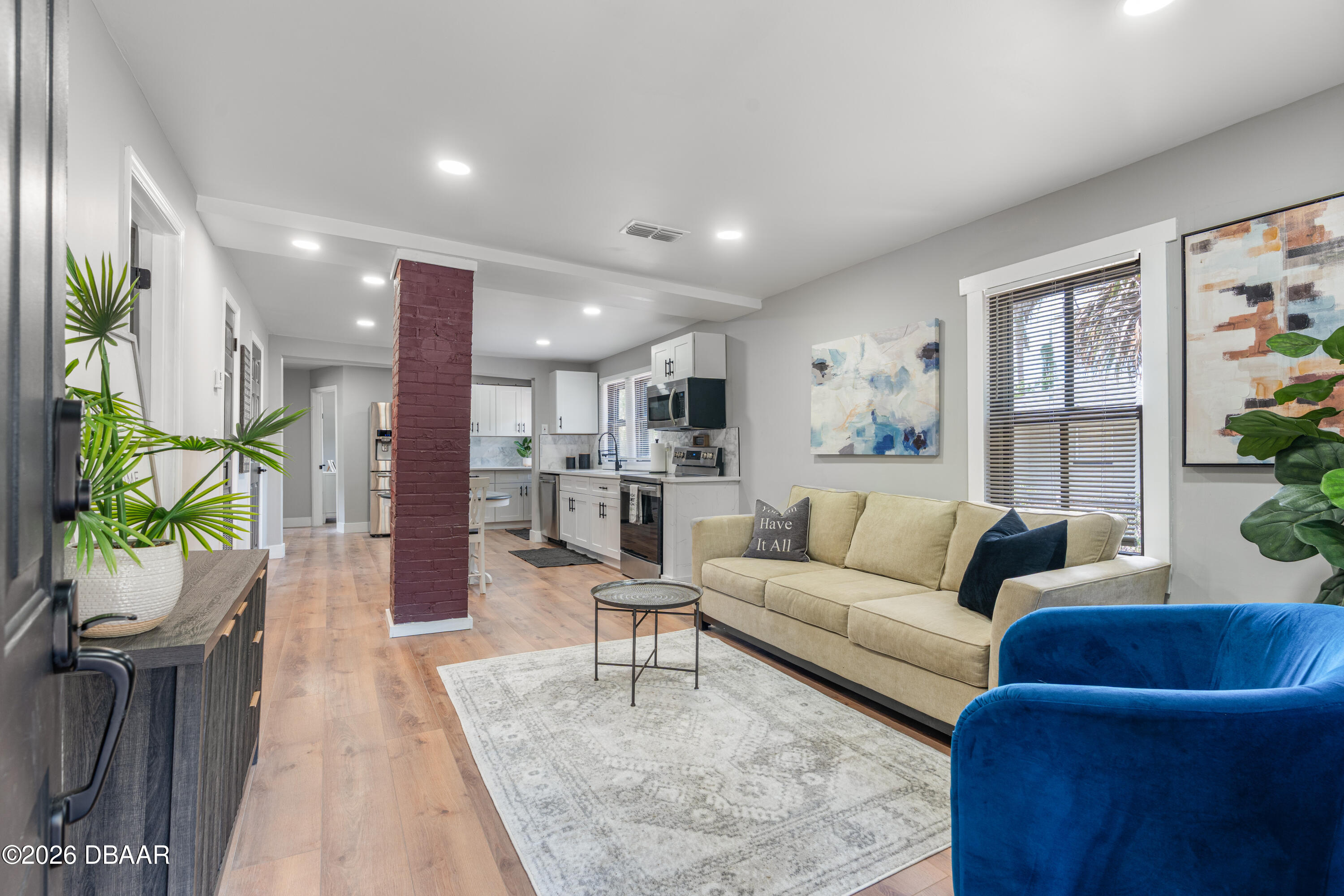 511 W Bartlett Street