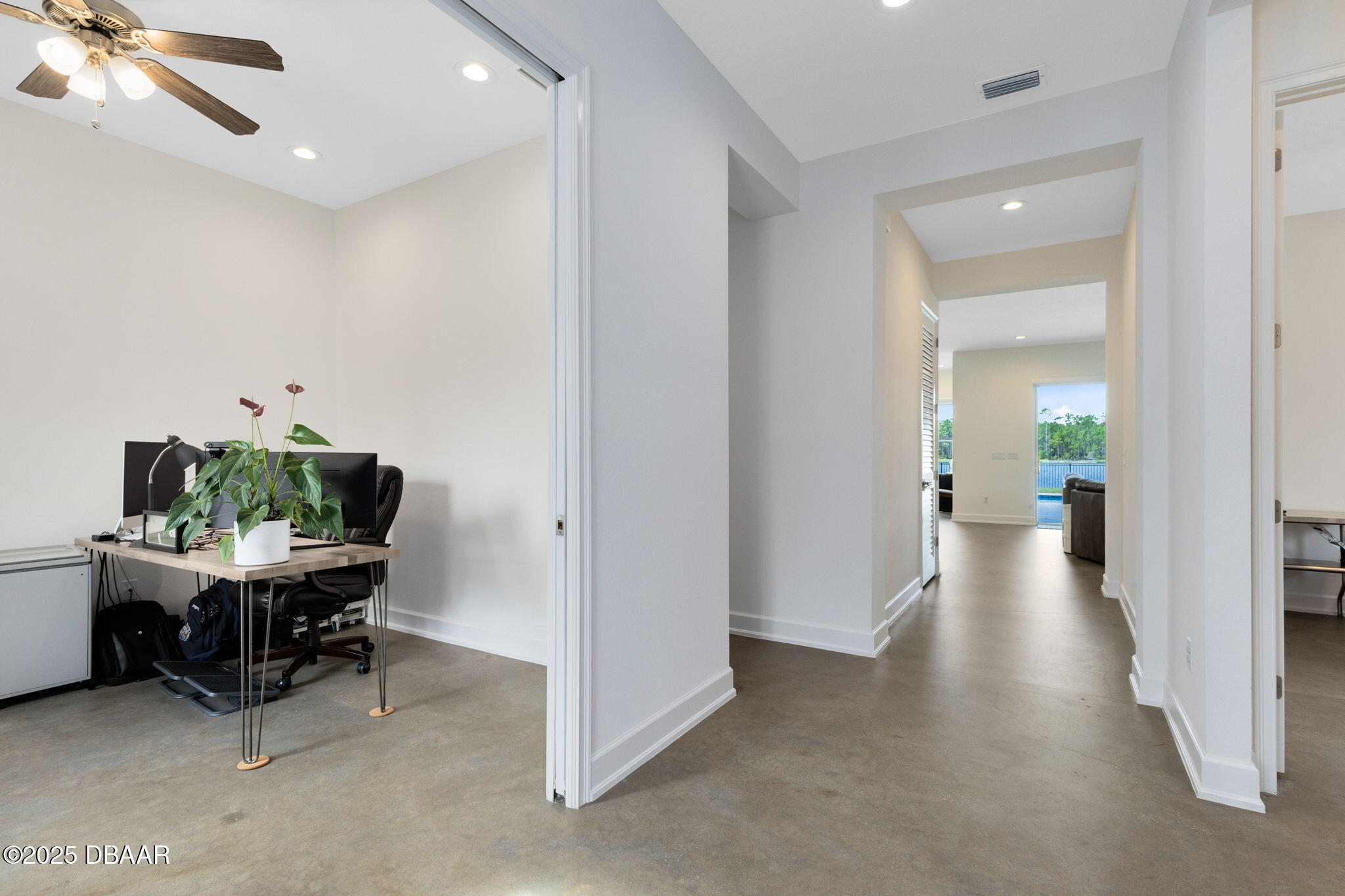 513 Mosaic Boulevard