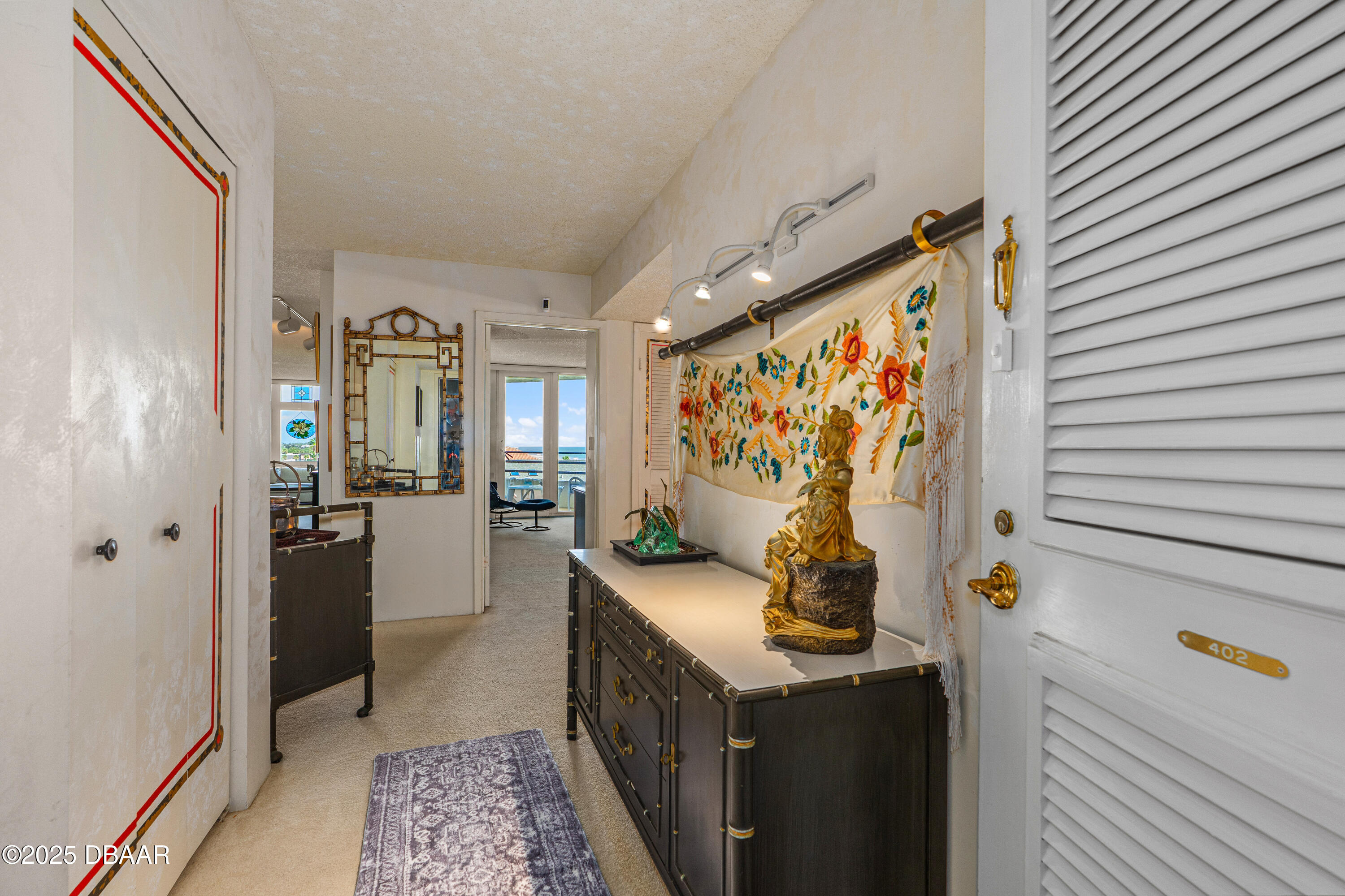 395 S Atlantic Avenue 402