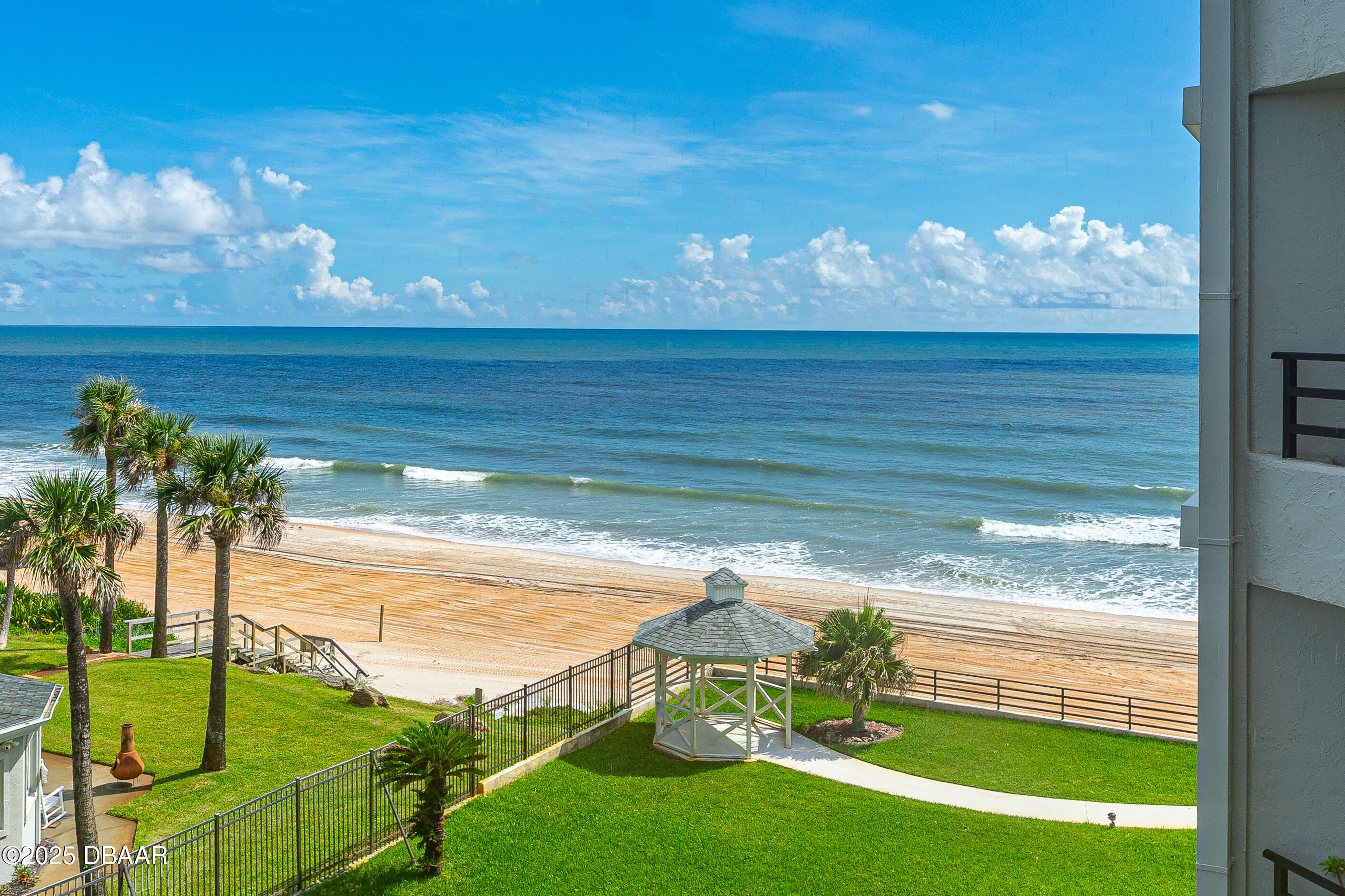 395 S Atlantic Avenue 402