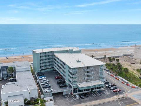 A home in Daytona Beach