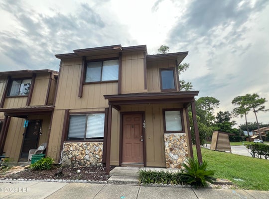 100 E BAYWOOD SQ, DAYTONA BEACH, FL 32119 - Image a98957cf04c511a16b08d83ca61bcc5f/3377568899