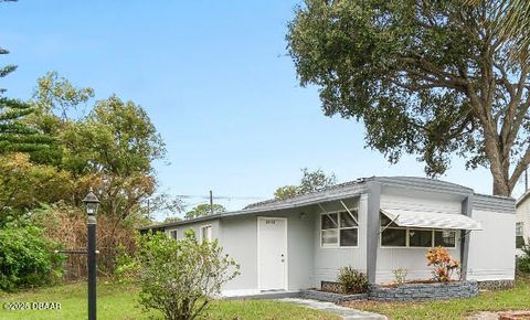 5216 Pineland Avenue Port Orange FL 32127