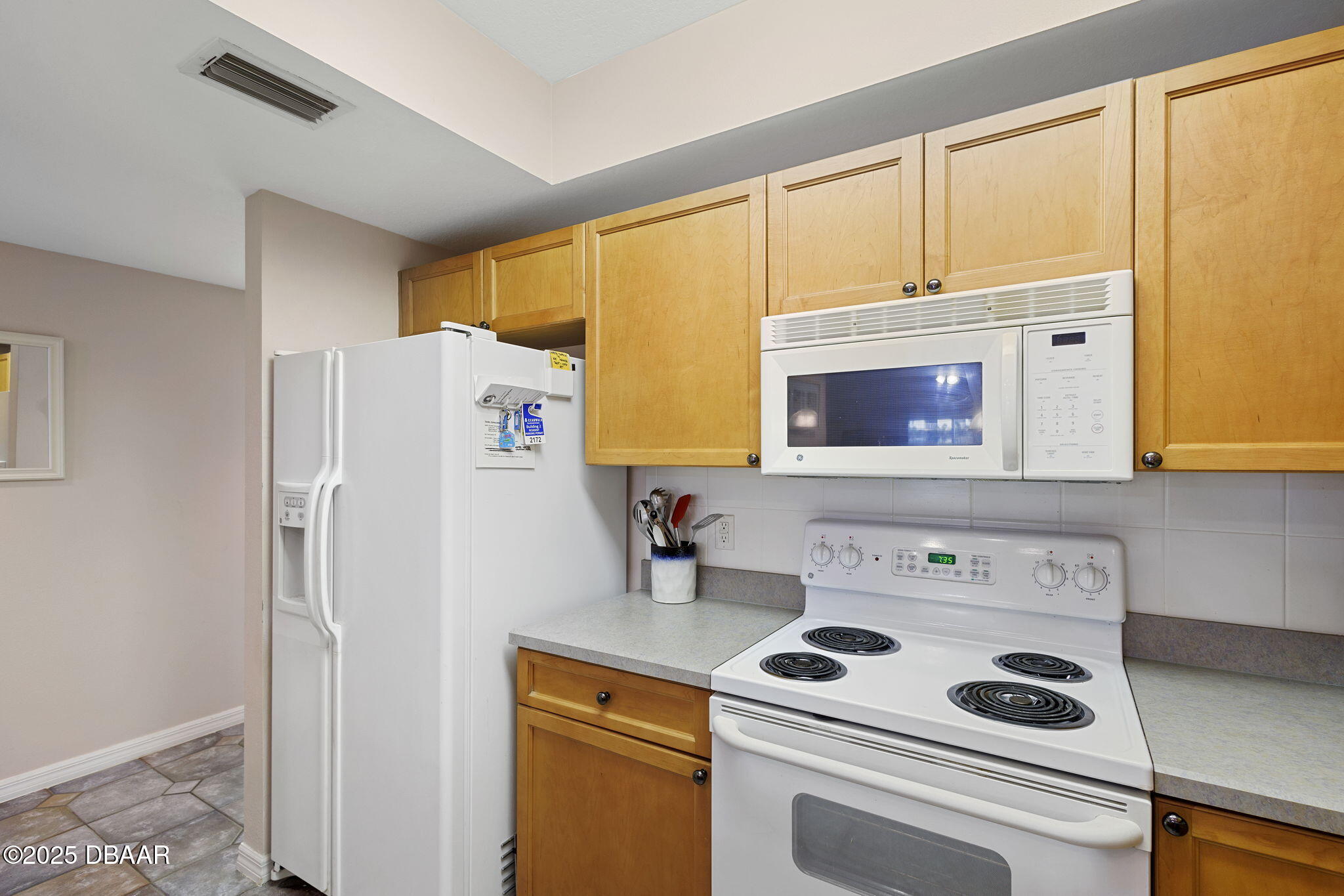 5300 S Atlantic Avenue 2303