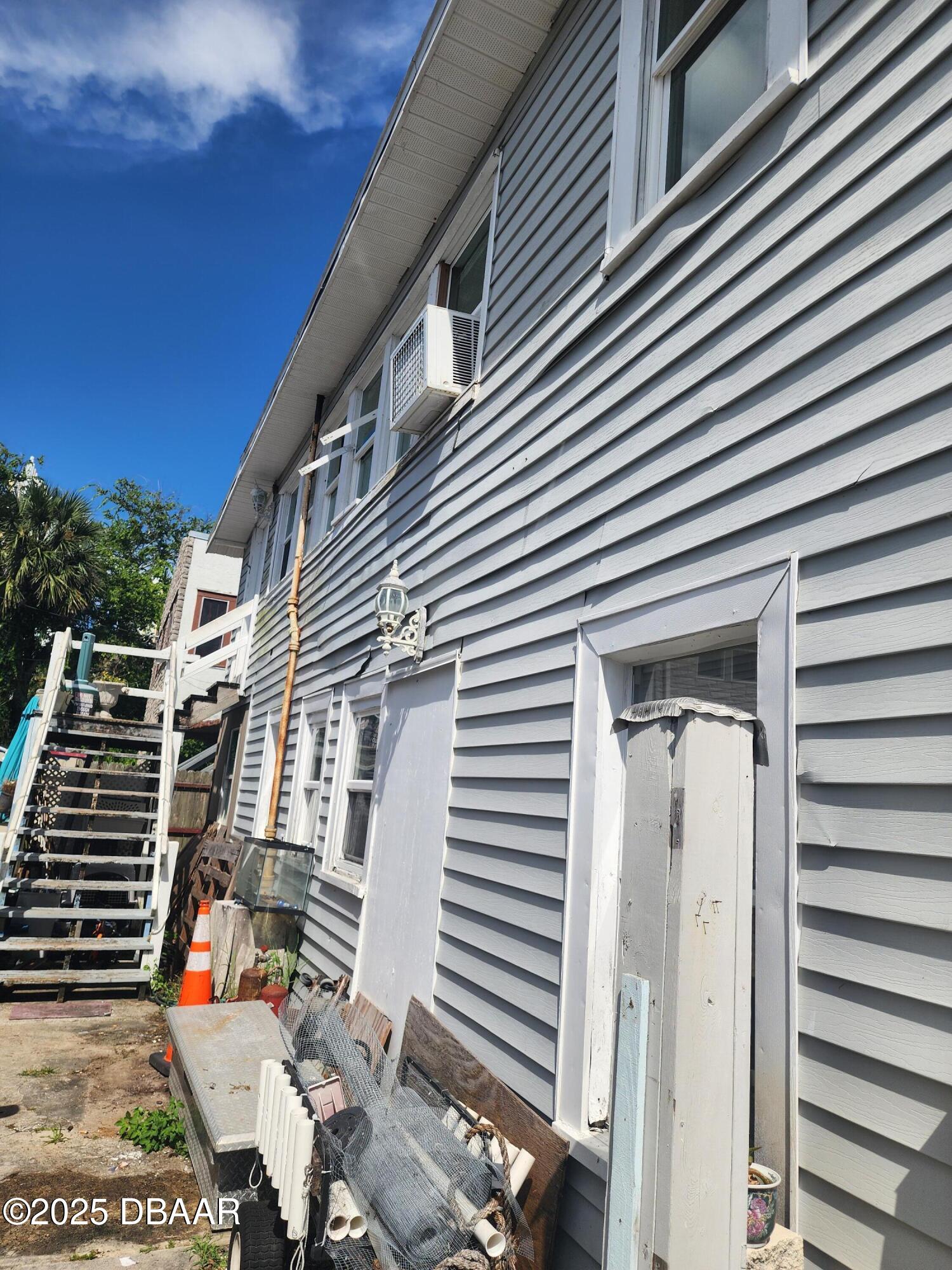 312 N Wild Olive Avenue