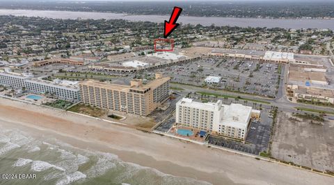 A home in Daytona Beach