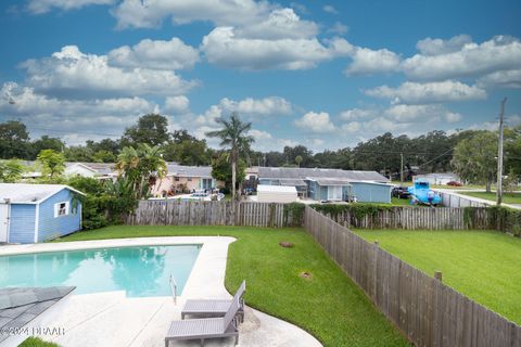 A home in South Daytona