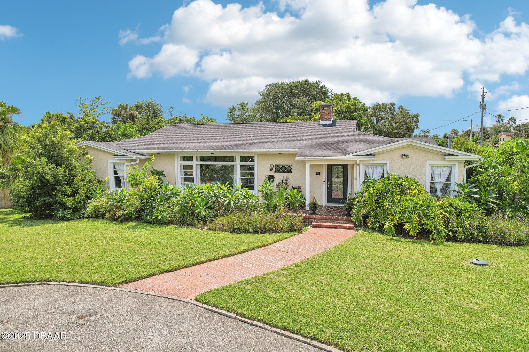 12 Foster Drive