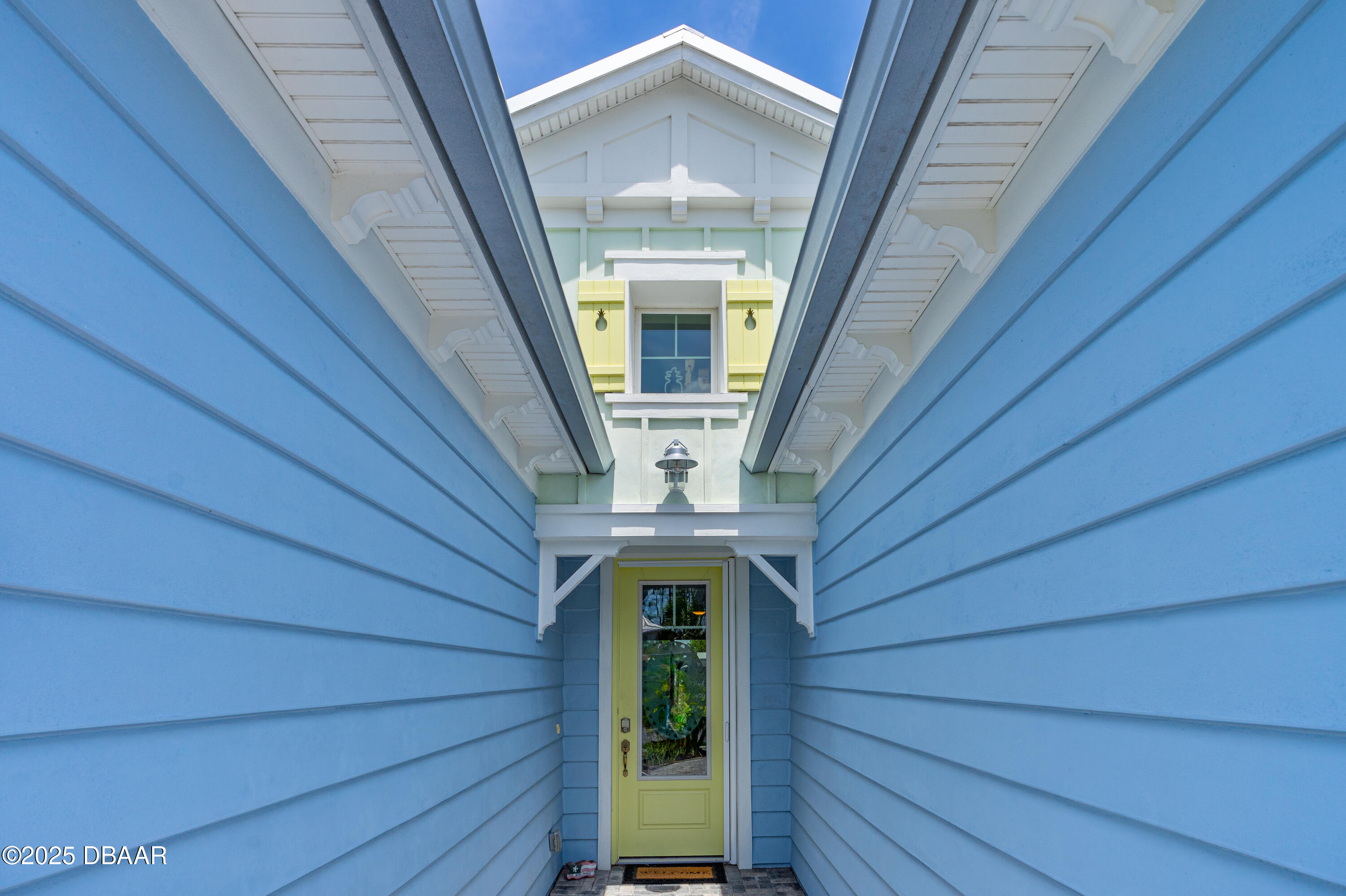1082 Castaway Court