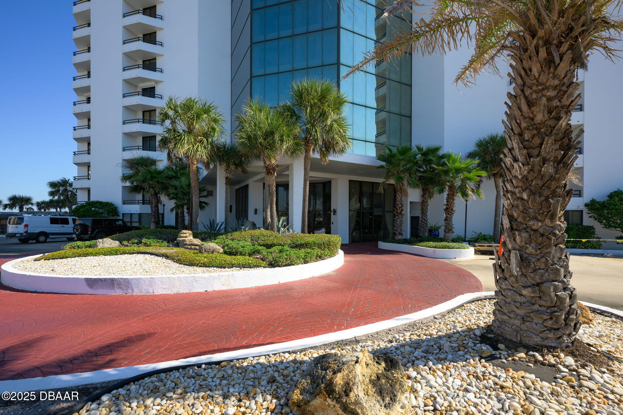 2425 S Atlantic Avenue 801