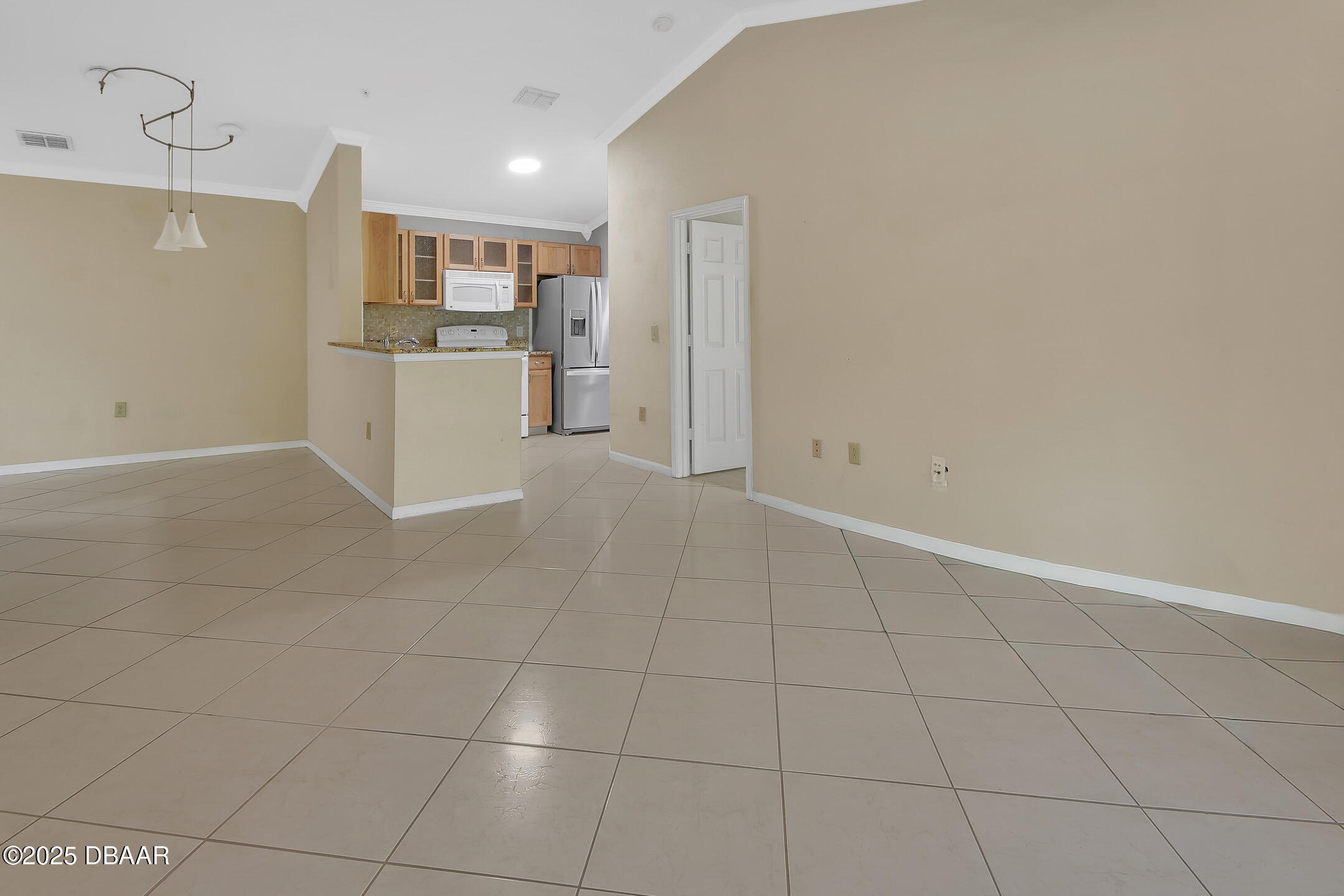 940 Village Trail 1-307