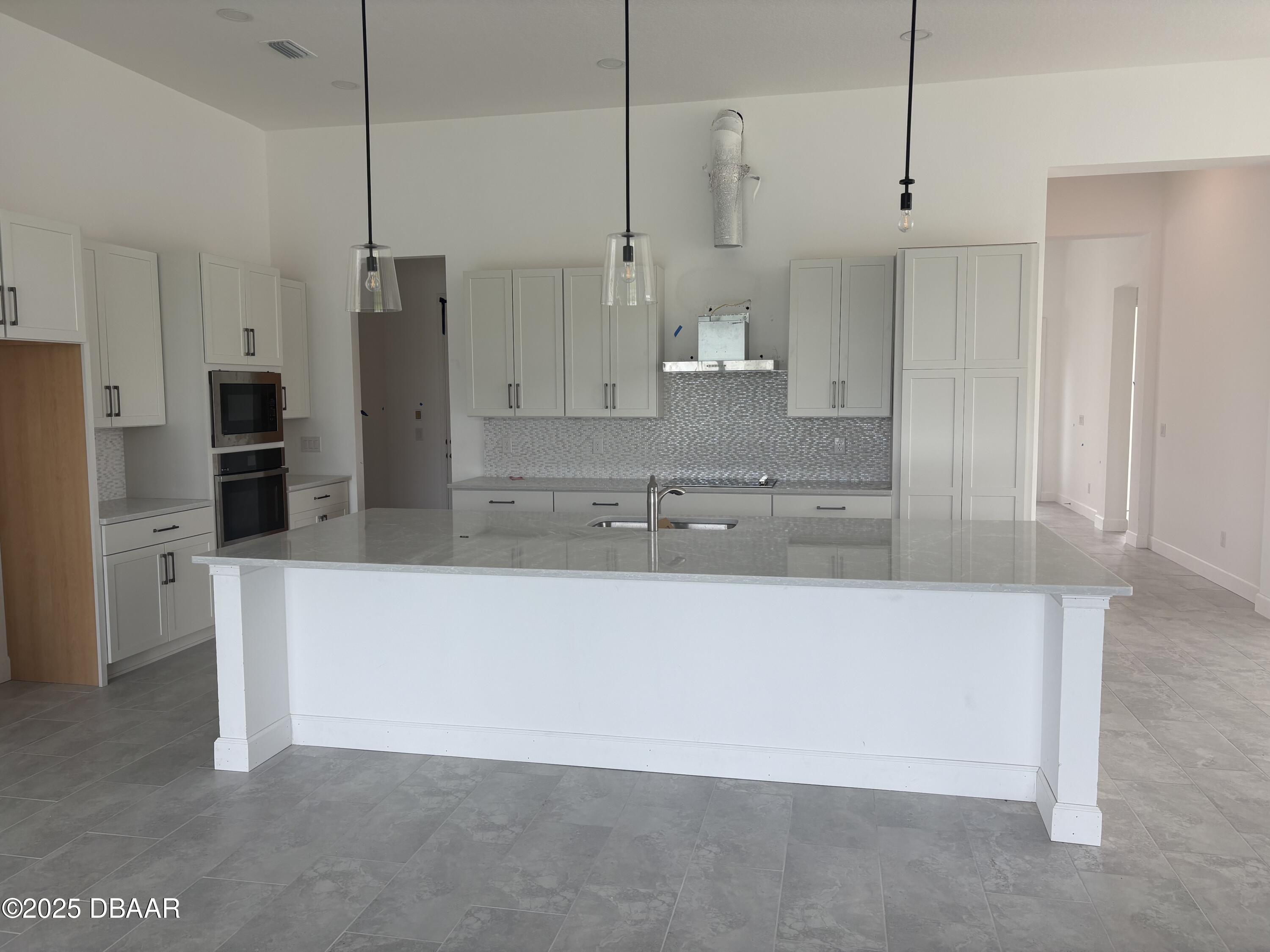 6480 Highfield Village Drive