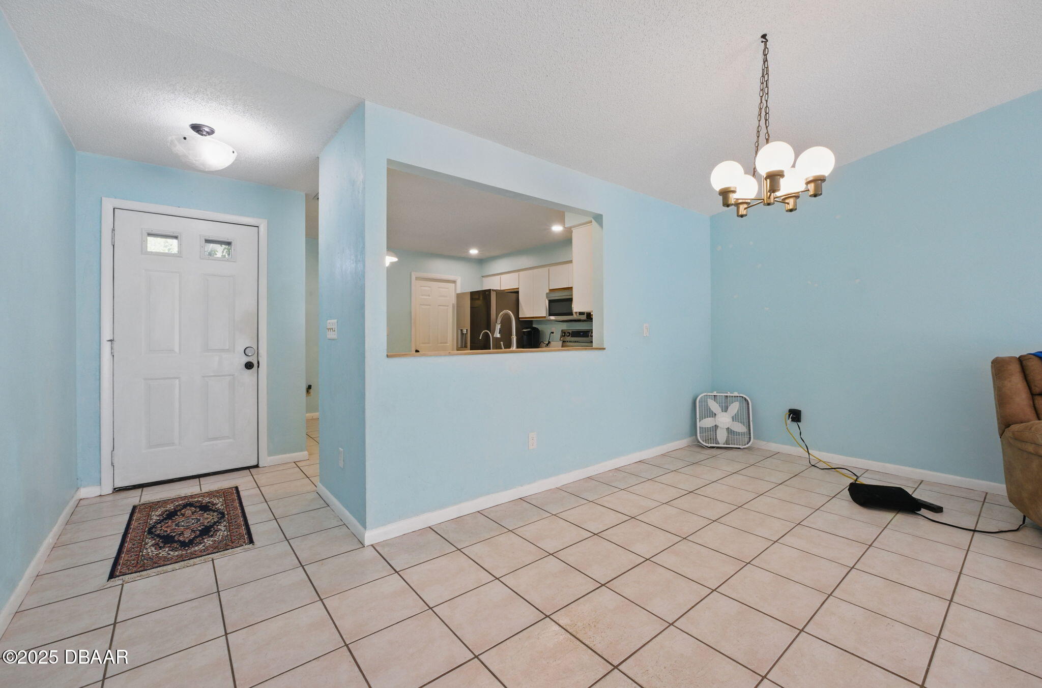 10 lake forest Circle N