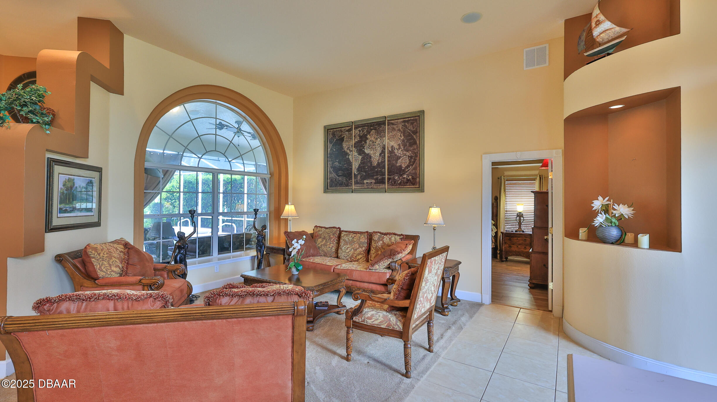 569 Aldenham Lane