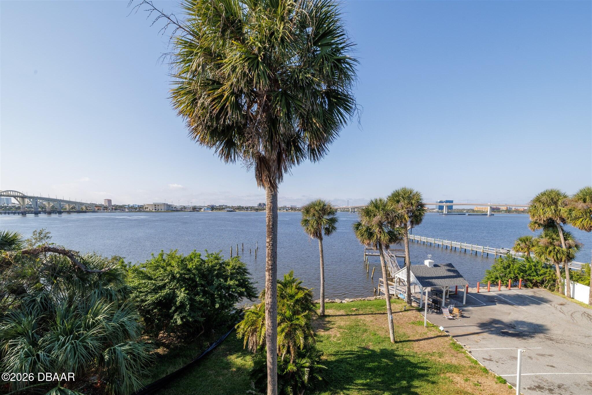 900 S Peninsula Drive