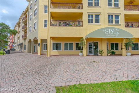 A home in New Smyrna Beach