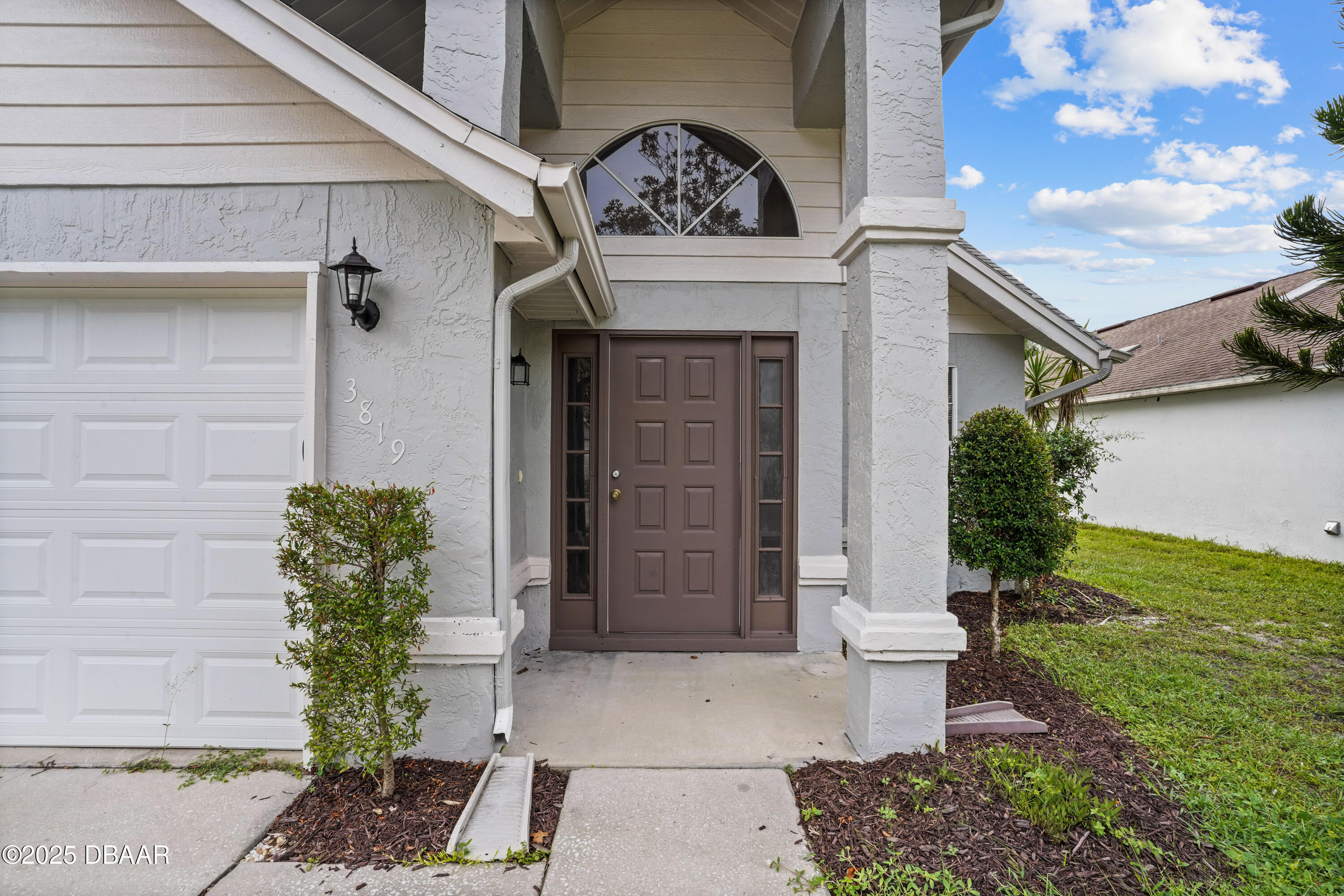 3819 Long Grove Lane