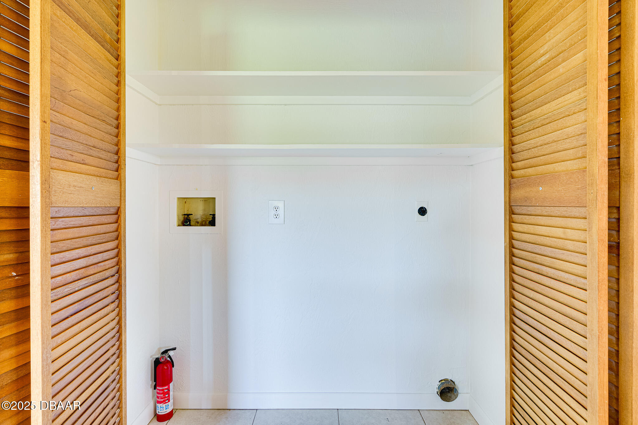 909 Northbrook Drive