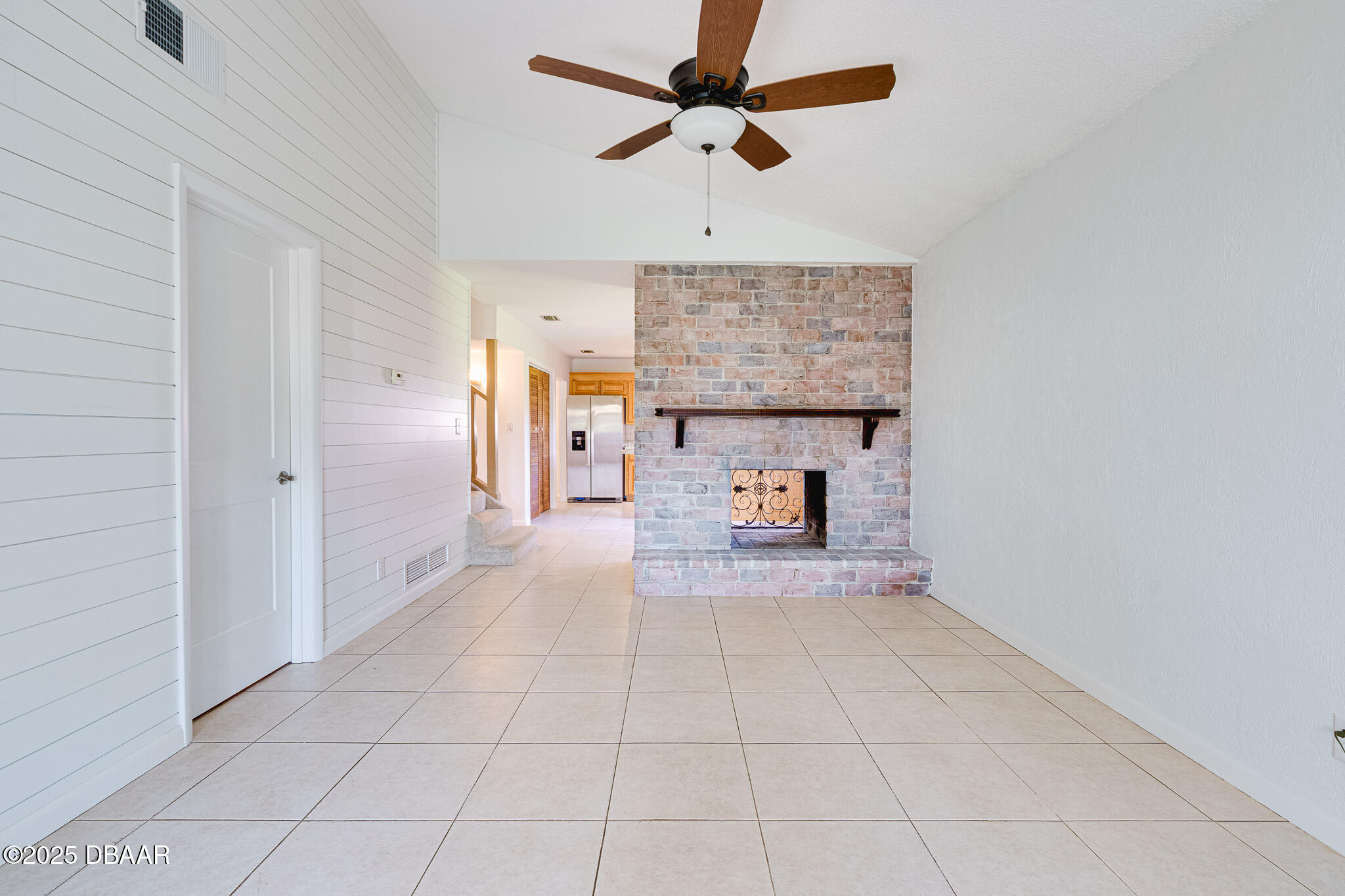 909 Northbrook Drive