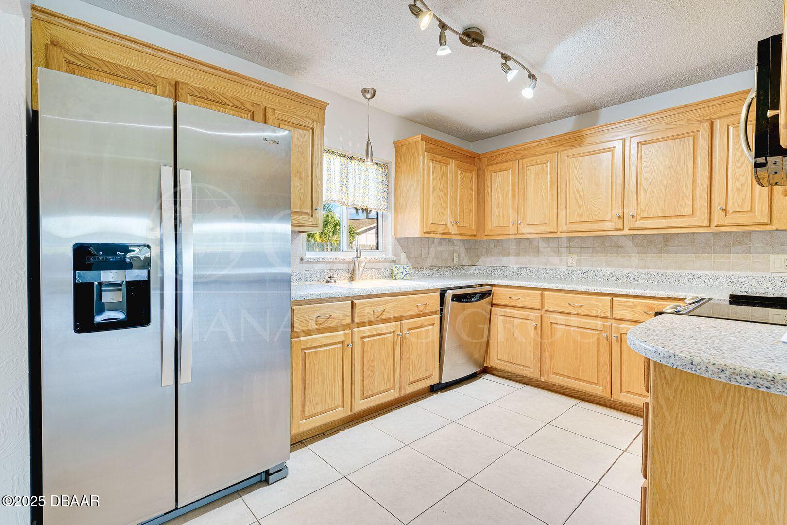 909 Northbrook Drive