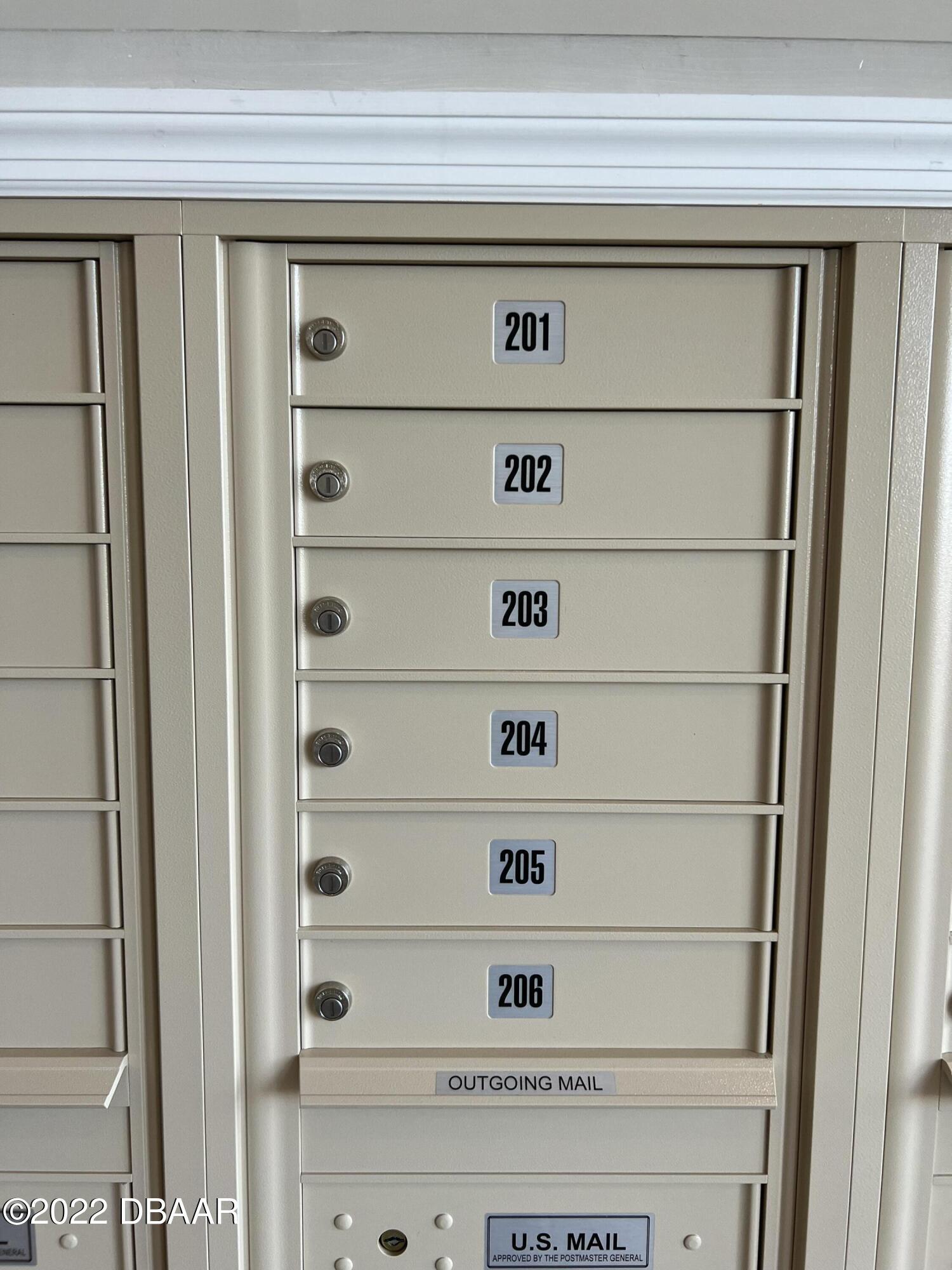 3721 S Atlantic Avenue