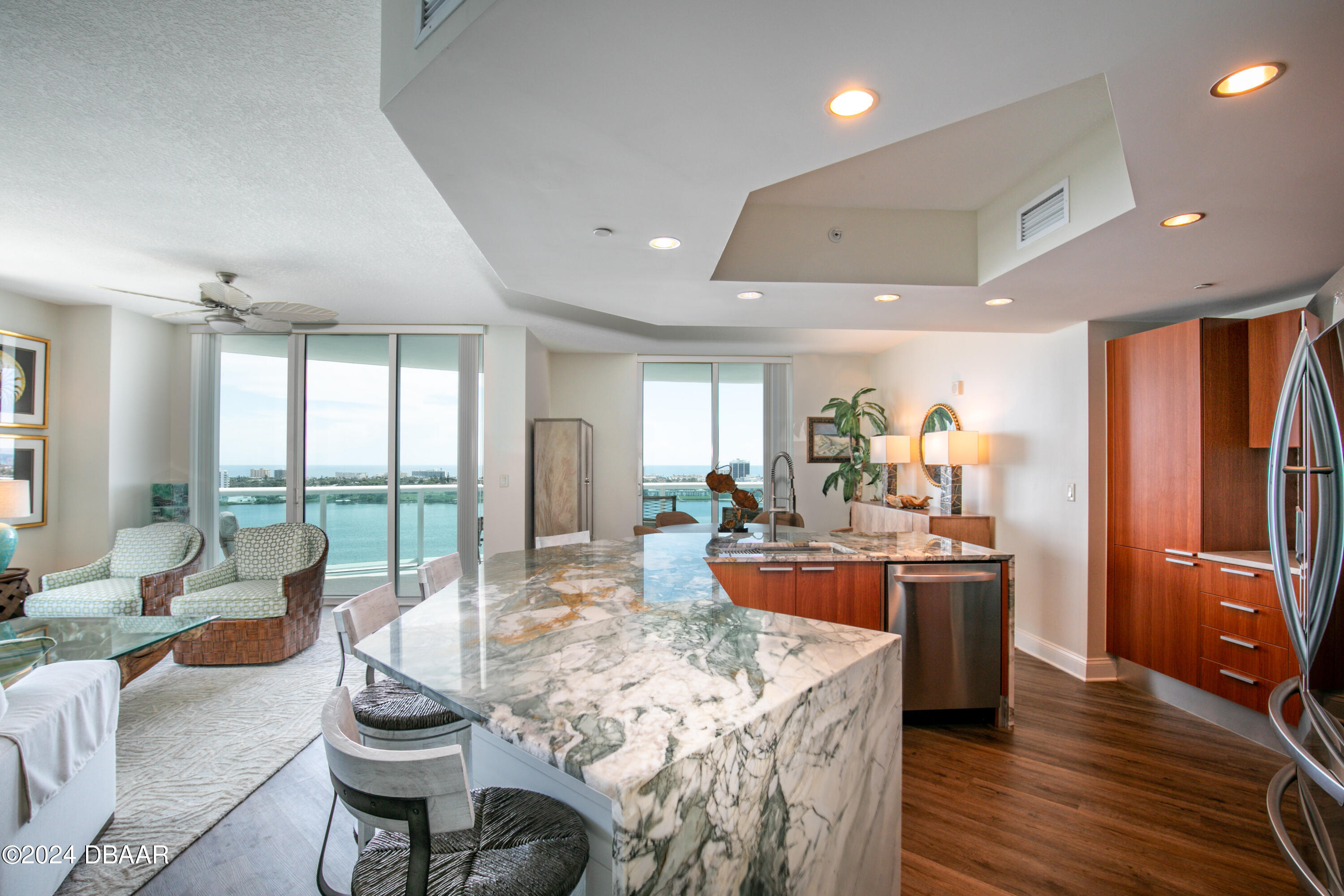 231 Riverside Drive 1602-1