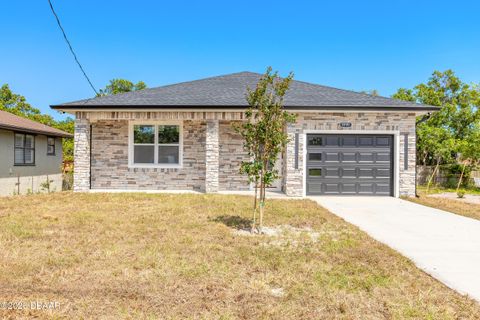 1991 Cedar Street Daytona Beach FL 32119