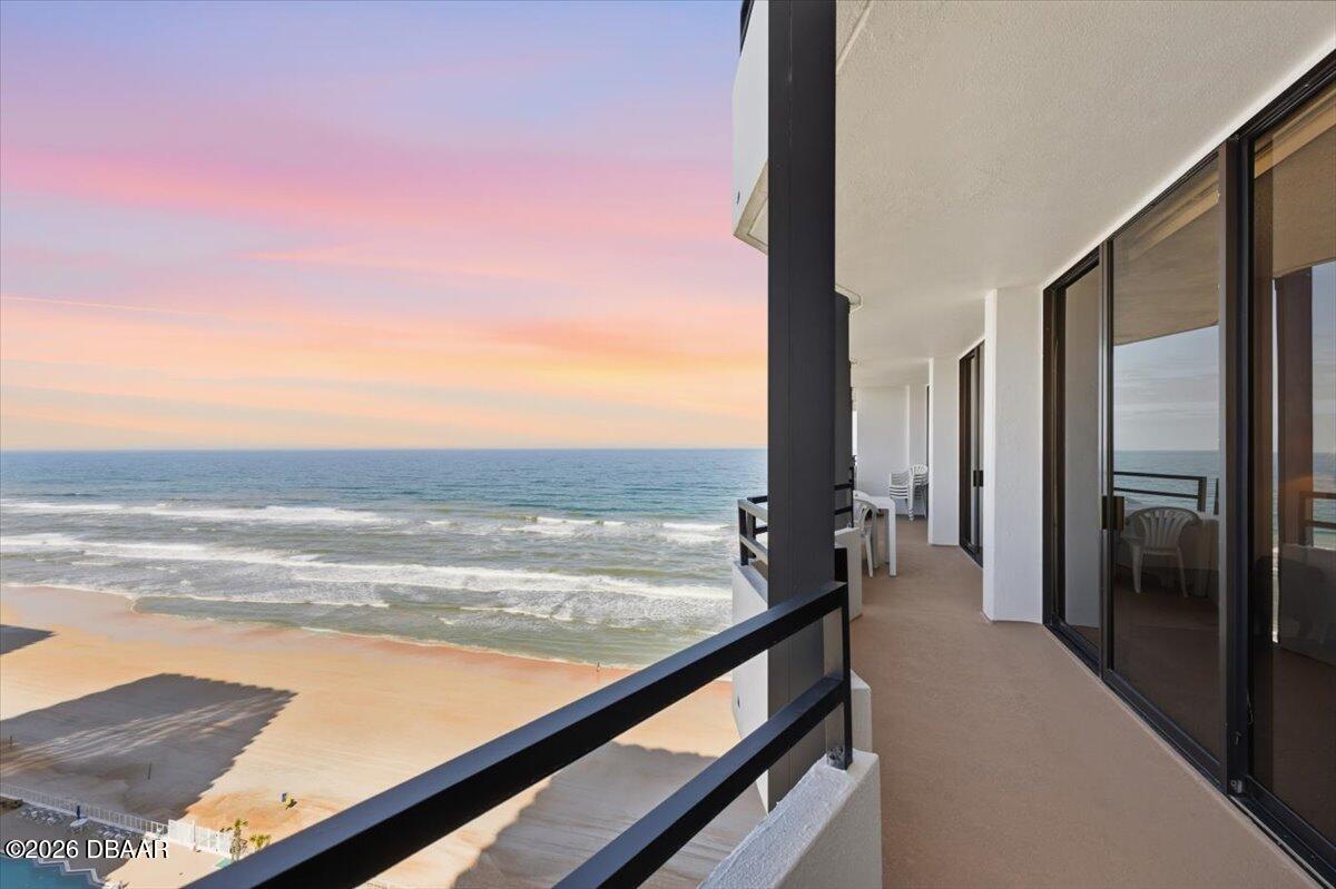 2828 N Atlantic Avenue