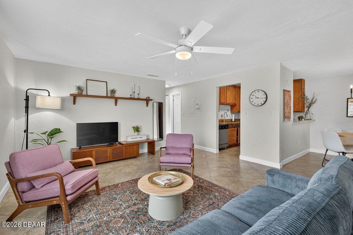 102 S Peninsula Drive