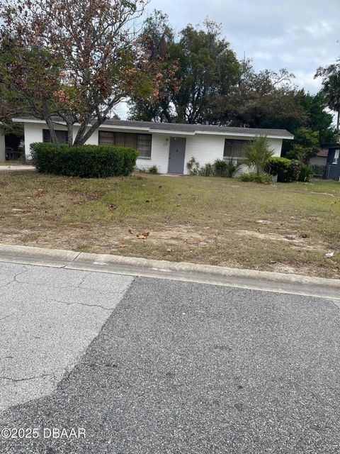 739 Derbyshire Road Daytona Beach FL 32114