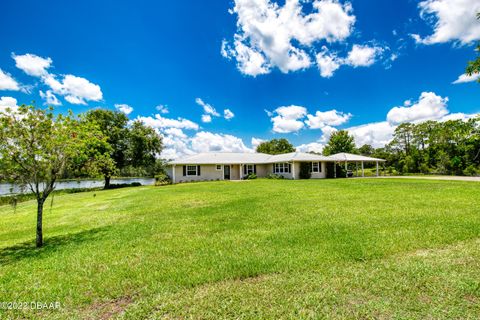 A home in DeLeon Springs