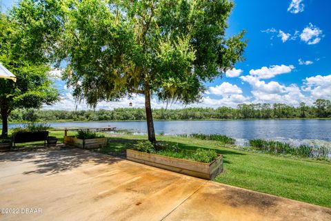 A home in DeLeon Springs