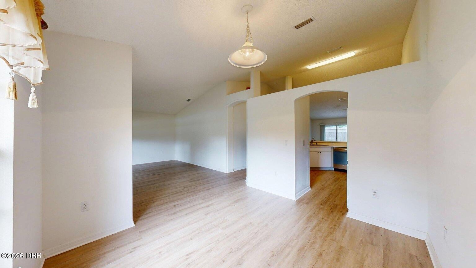 14 Fernmill Lane