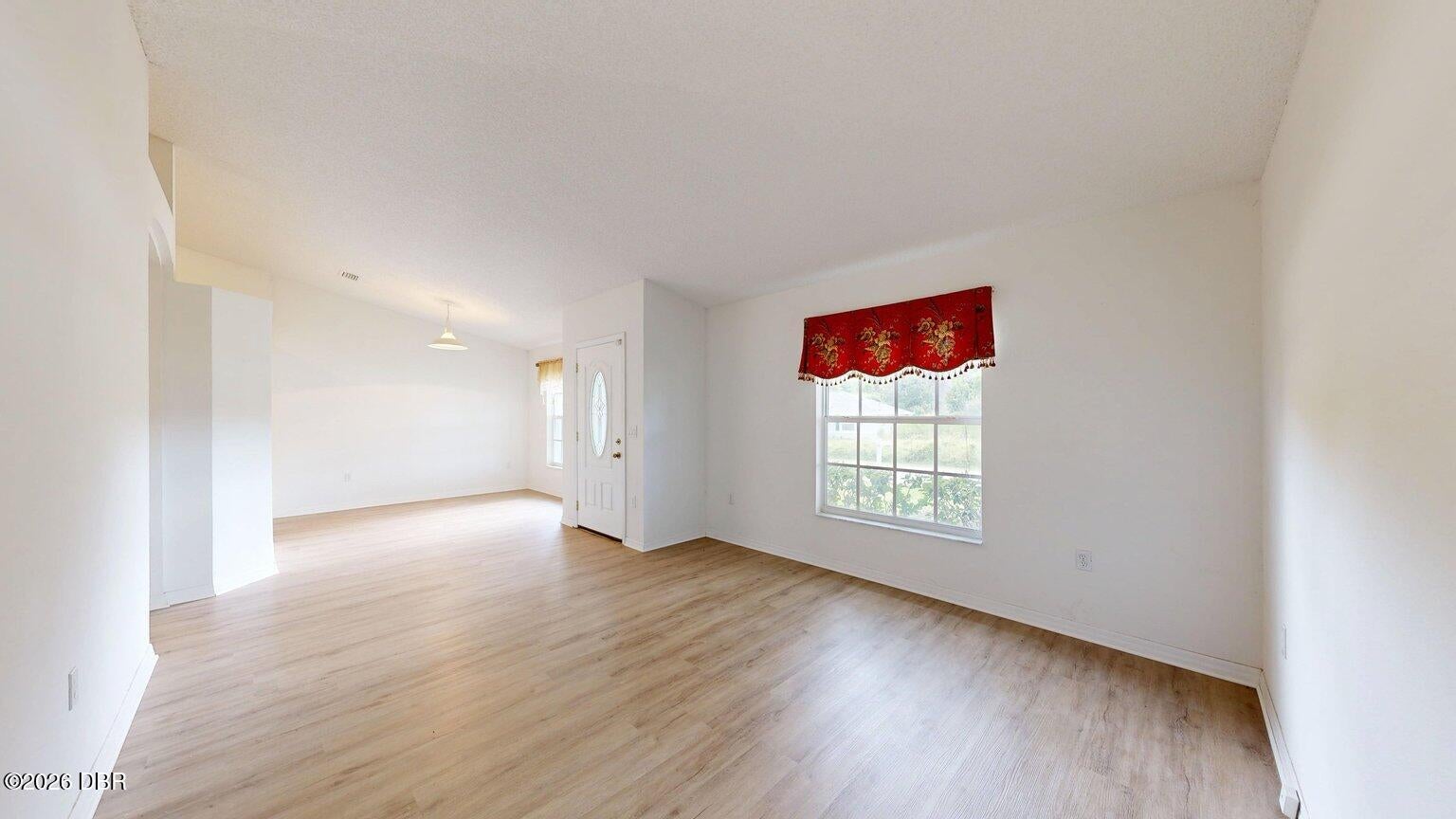 14 Fernmill Lane